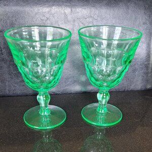 Set of 2 stunning glowy Vaseline Uranium Goblets Glasses